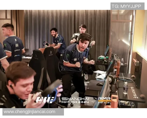 FPX战队在CSGO比赛中实时数据创新高引发电竞圈热议